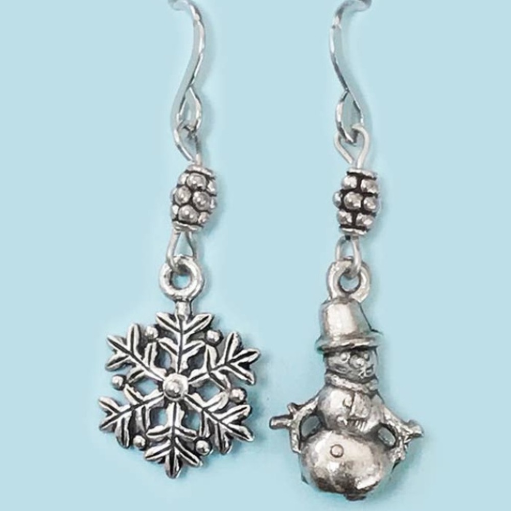 Close 2 UR Heart Pewter Earrings Snowman/Snowflake